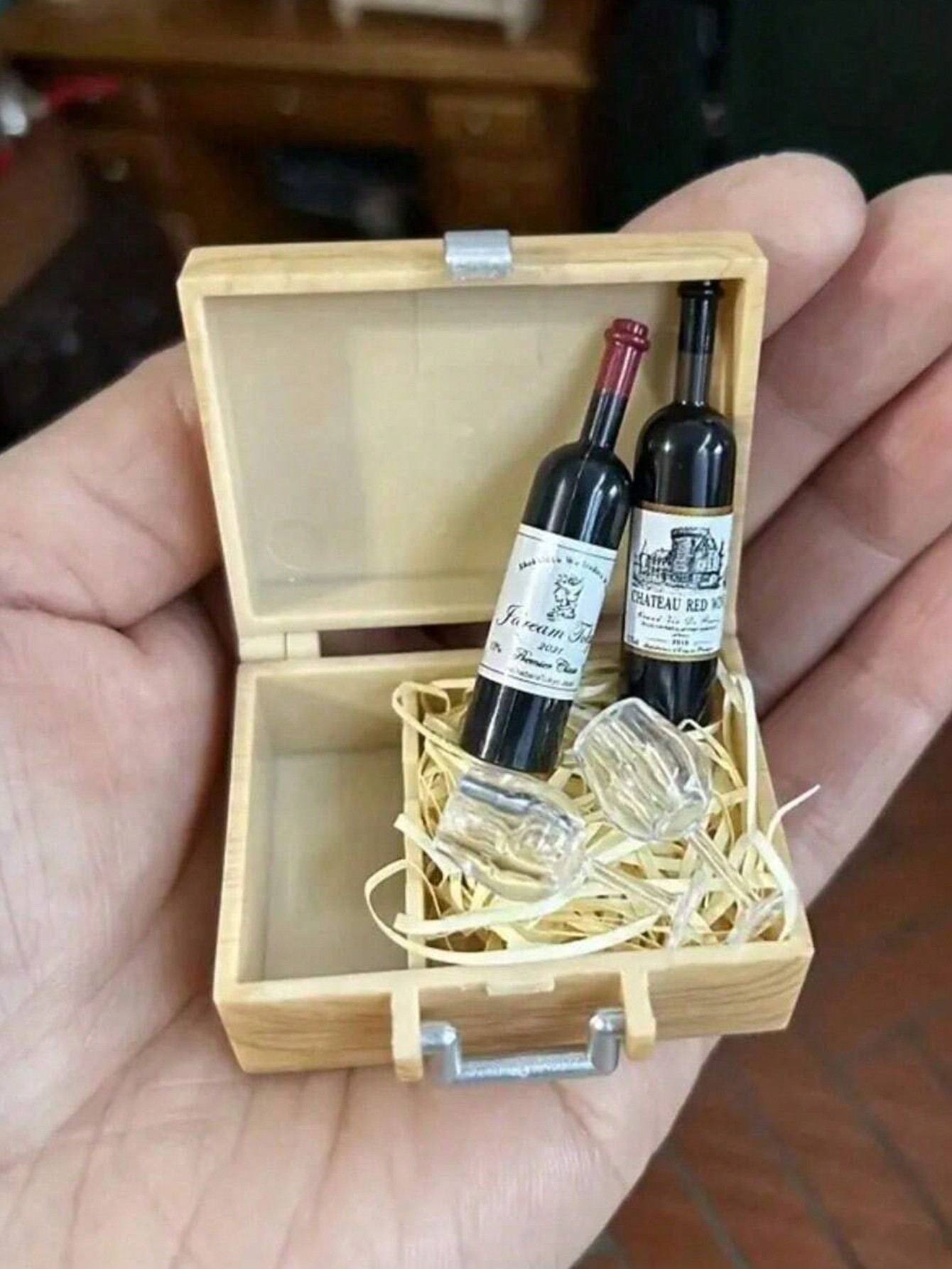 Dollhouse Mini Wine Champagne  - đánh giá và giá Diy Electronics Housing